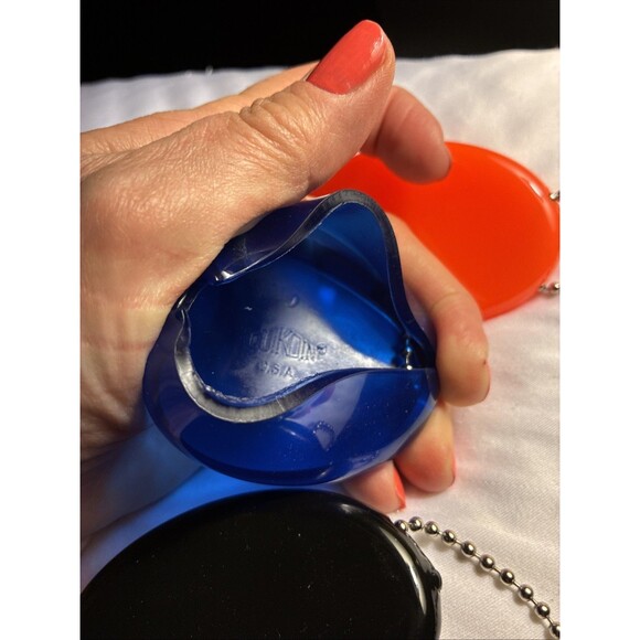 Oval Squeeze Coin Purse 2x3 Inches Lot Of 3 Portable Rubber Coin Holder - Picture 3 of 4